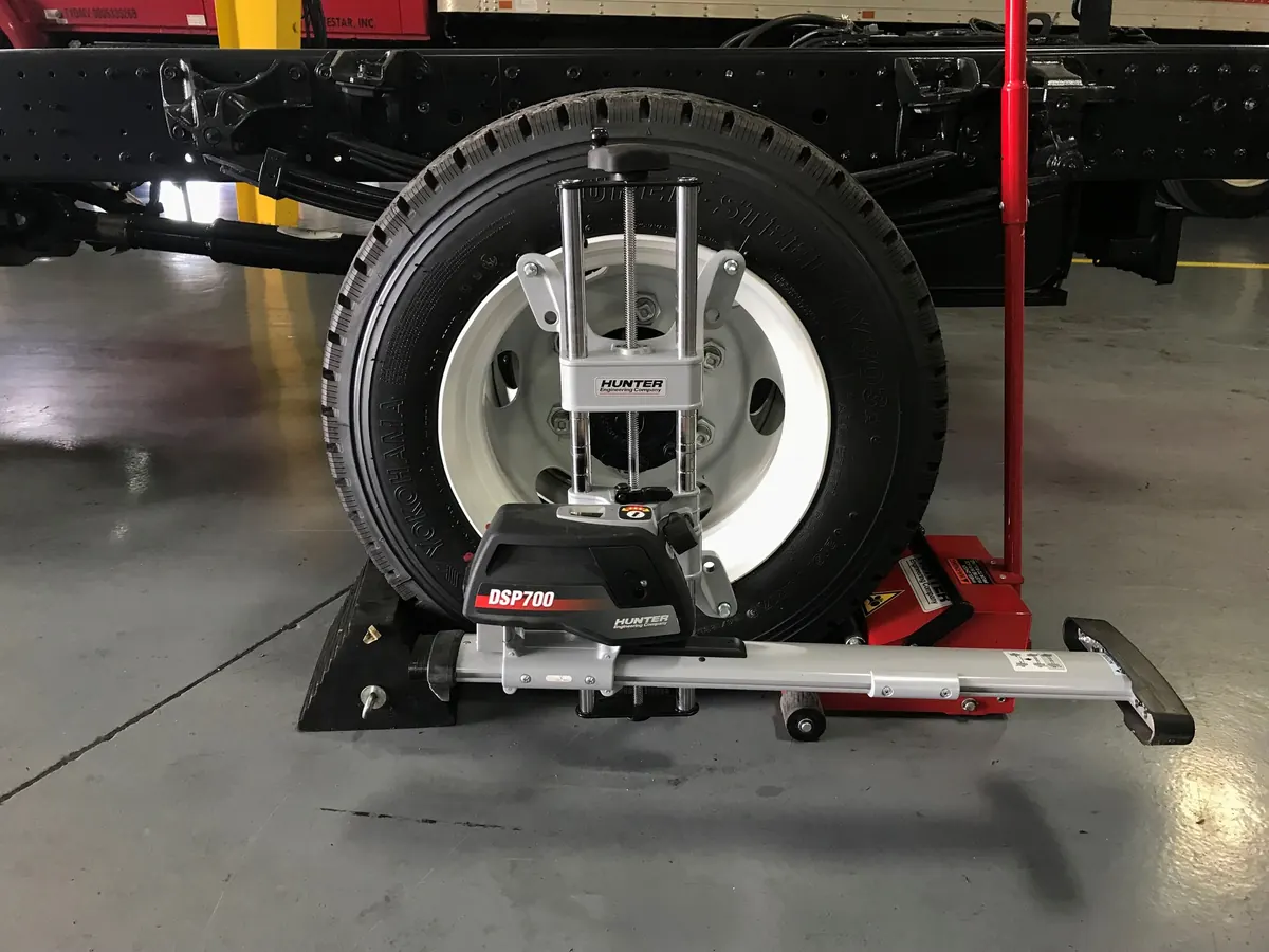Heavy-duty wheel with balancing clamp